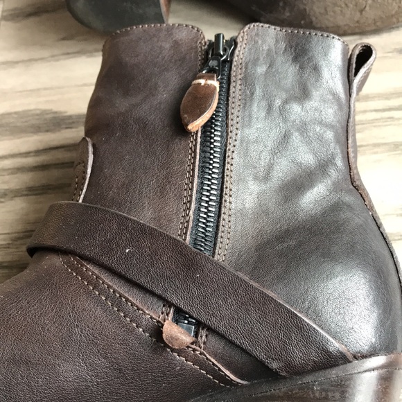 Rag & Bone handmade ankle boots size 38, US7.5 - Picture 9 of 10